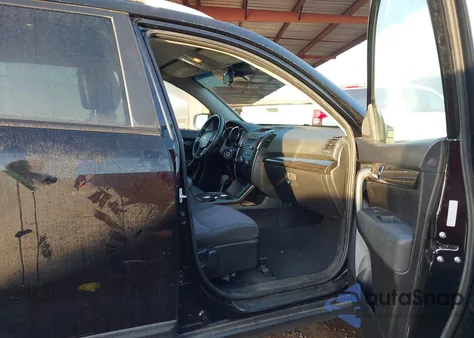 2012 Kia Sorento Lx из США, поврежденный, VIN 5XYKT3A61CG261785